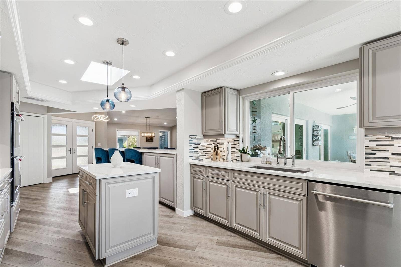 320 BELLE ISLE AVENUE, Belleair Beach, FL 33786