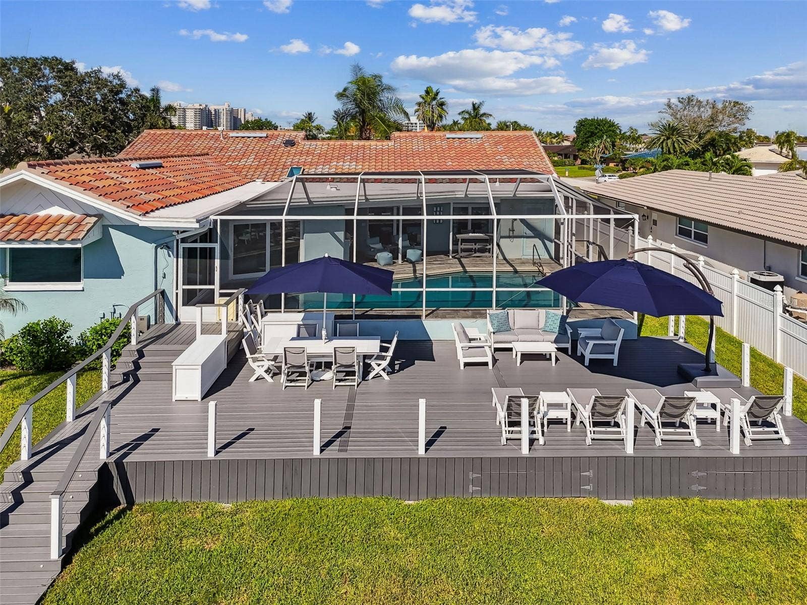 320 BELLE ISLE AVENUE, Belleair Beach, FL 33786