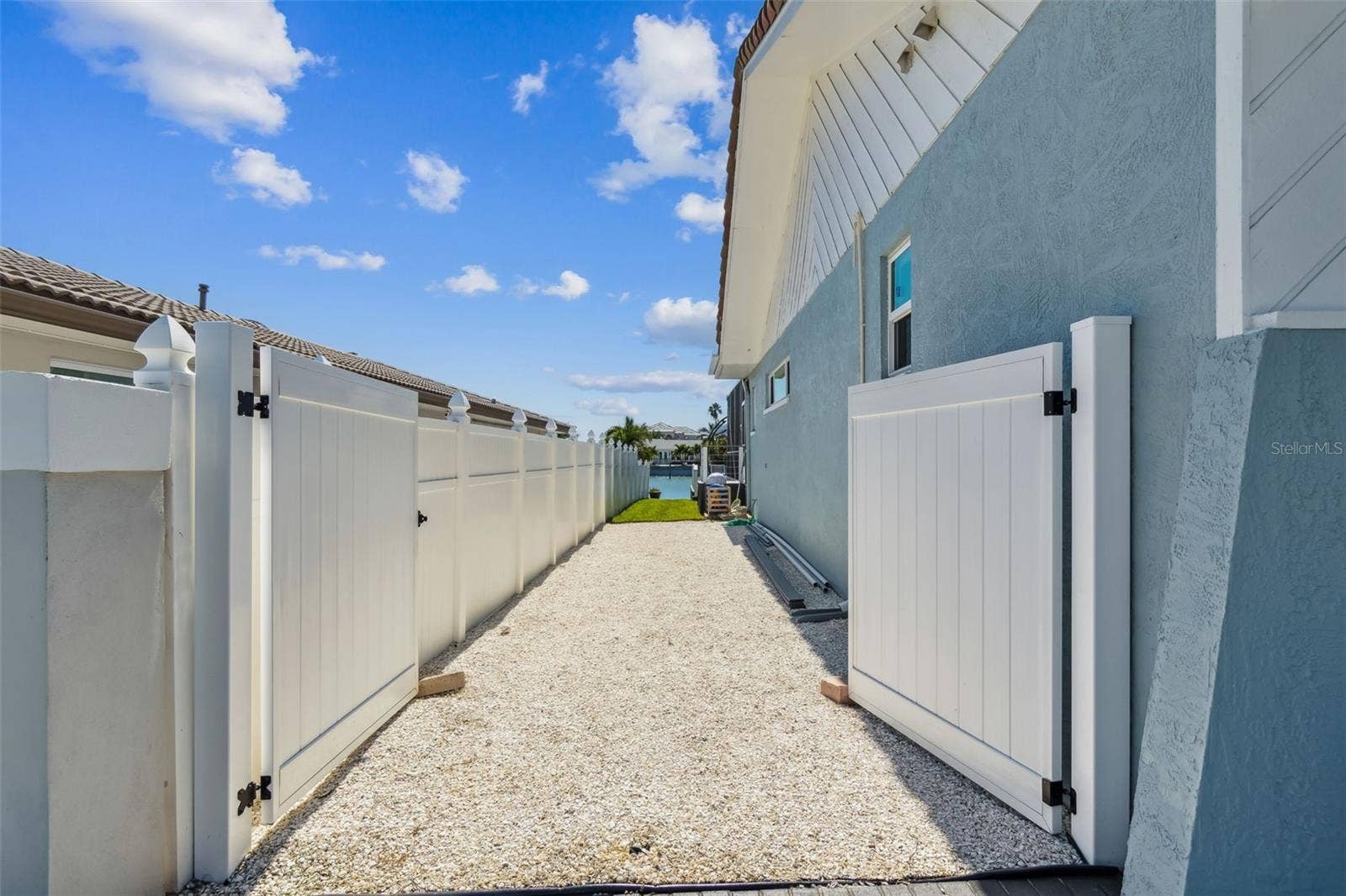 320 BELLE ISLE AVENUE, Belleair Beach, FL 33786