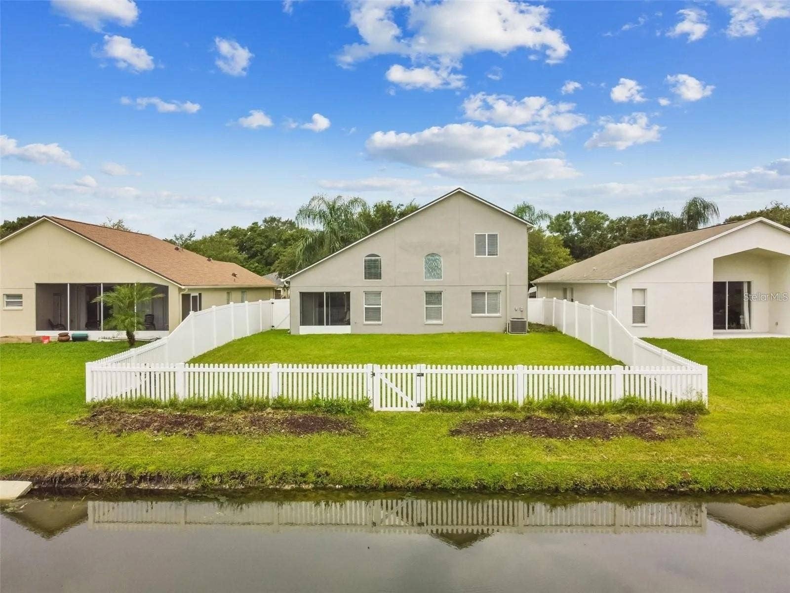 7332 NEWHALL PASS LANE, Wesley Chapel, FL 33545