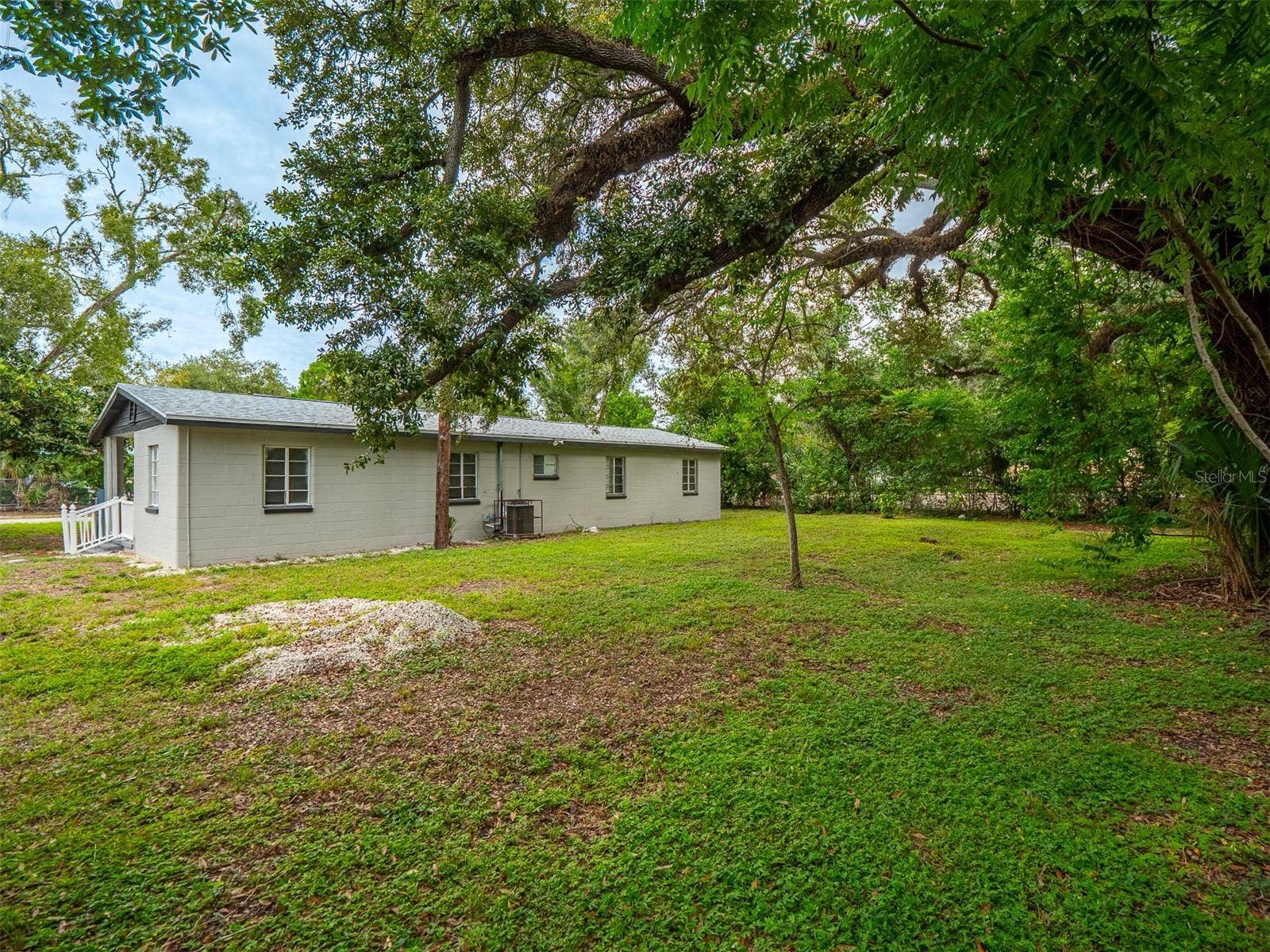 4009 N 27TH STREET, Tampa, FL 33610 4009 N 27TH STREET, Tampa, FL 33610