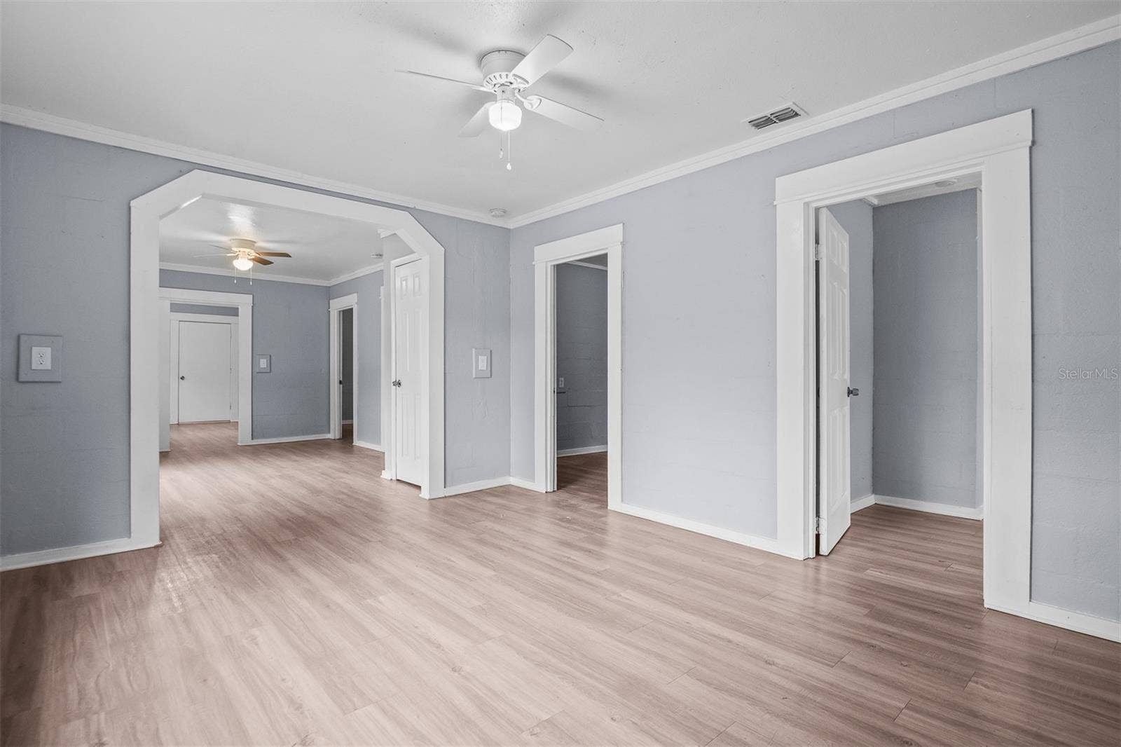 4009 N 27TH STREET, Tampa, FL 33610 4009 N 27TH STREET, Tampa, FL 33610