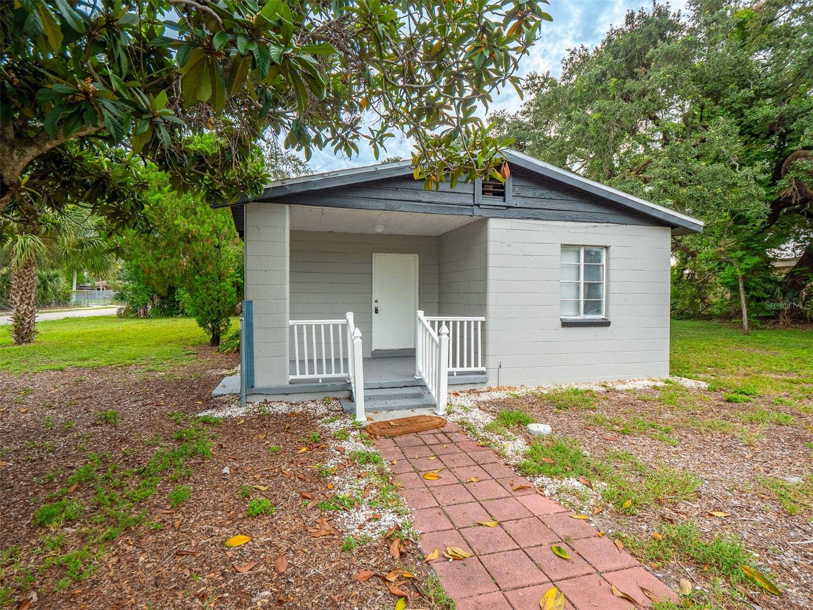 4009 N 27TH STREET, Tampa, FL 33610 4009 N 27TH STREET, Tampa, FL 33610