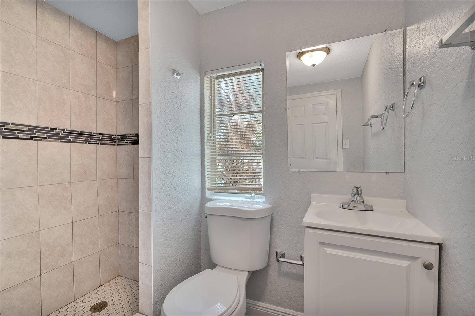 3106 N 17TH STREET, Tampa, FL 33605 3106 N 17TH STREET, Tampa, FL 33605