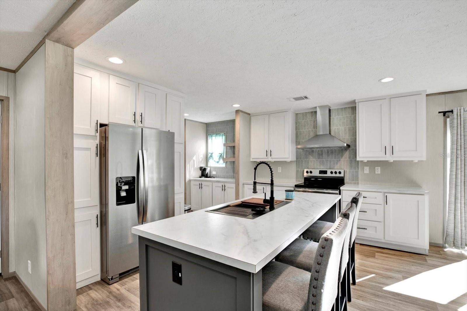 2829 N LAKEFRONT DRIVE, Hernando, FL 34442