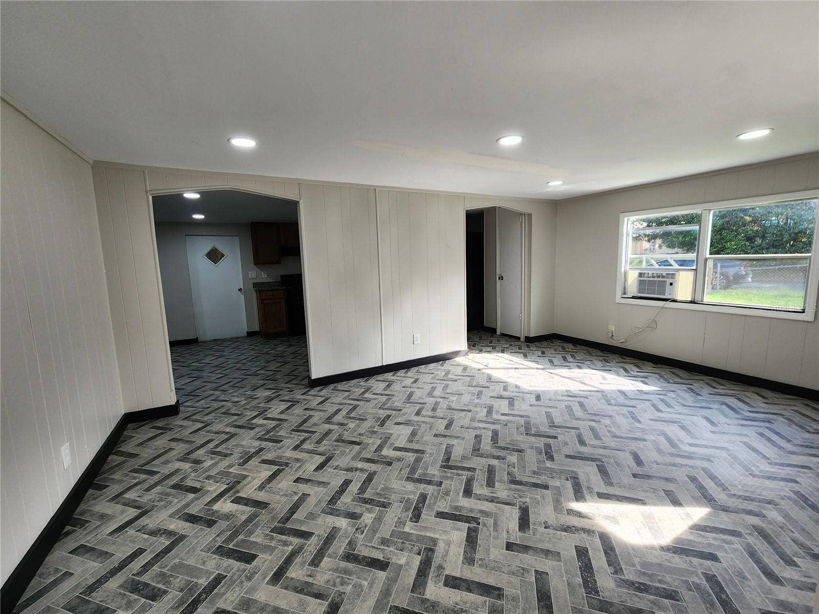 14851 DADE STREET, Dade City, FL 33523