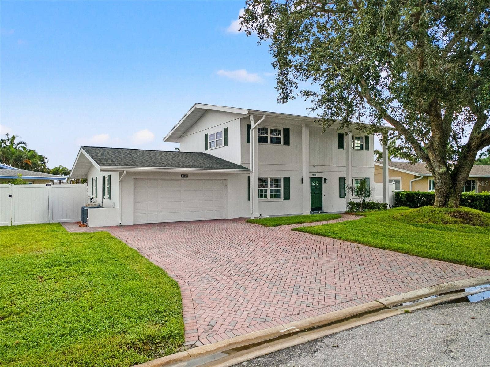 4000 14TH WAY NE, St Petersburg, FL 33703