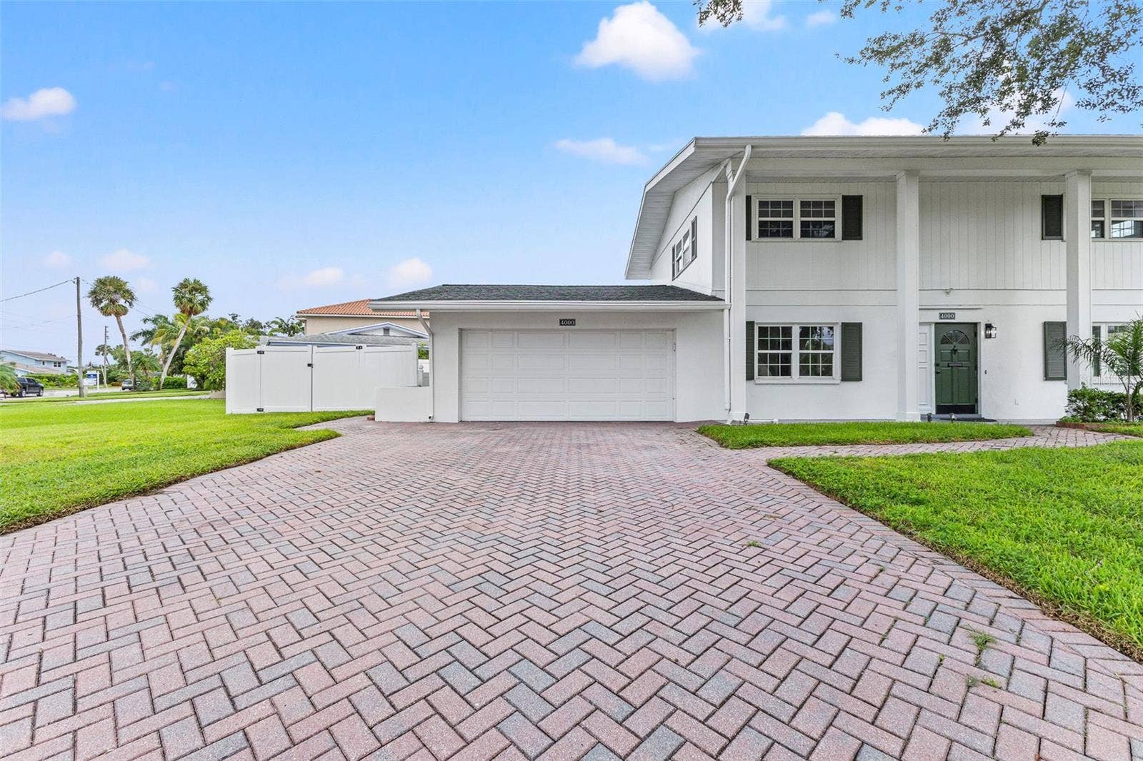 4000 14TH WAY NE, St Petersburg, FL 33703