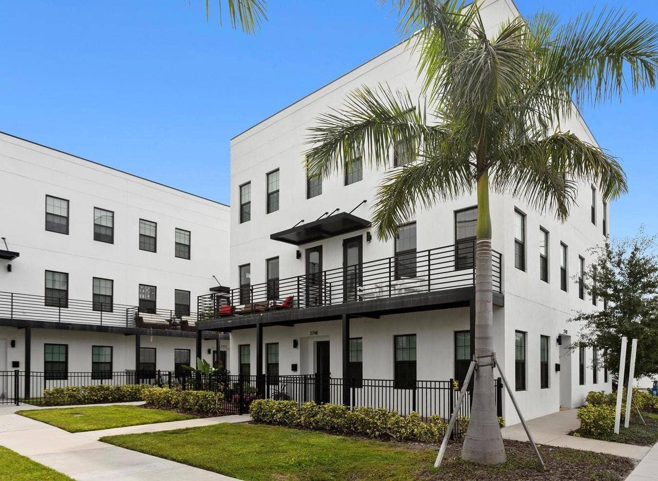 2742 5TH AVENUE S, St Petersburg, FL 33712