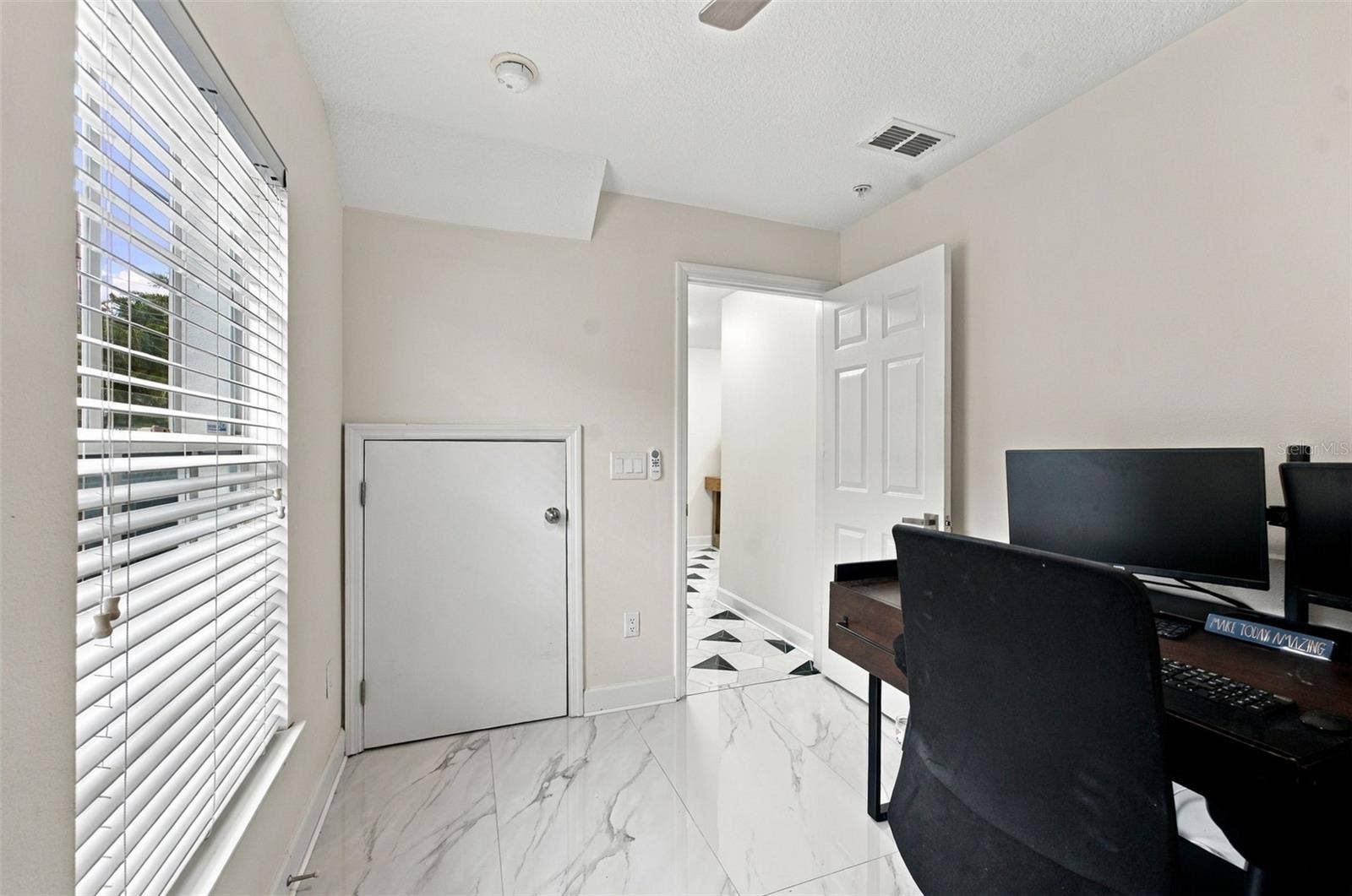 3111 W DE LEON STREET, #9, Tampa, FL 33609