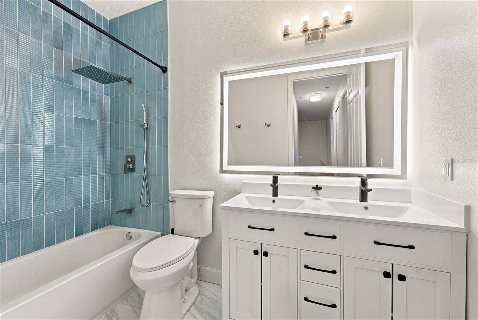 3111 W DE LEON STREET, #9, Tampa, FL 33609
