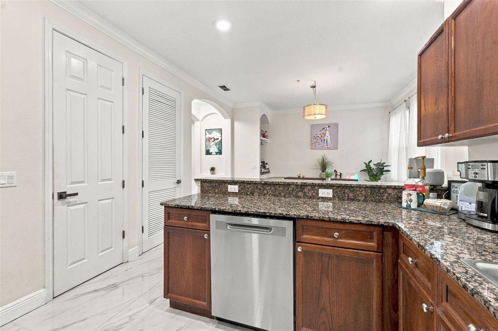 3111 W DE LEON STREET, #9, Tampa, FL 33609