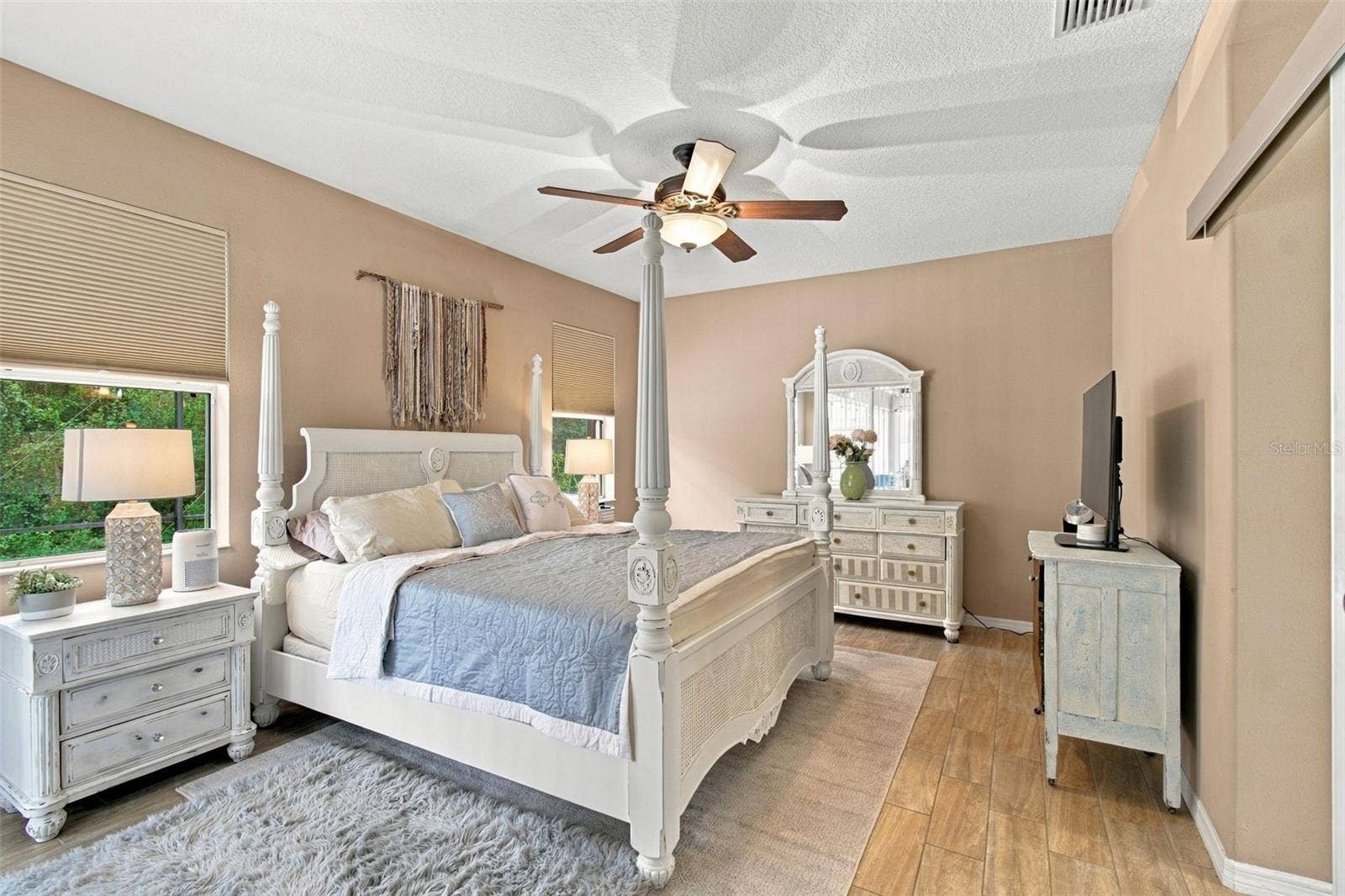 11009 ROCKLEDGE VIEW DR, Riverview, FL 33579 11009 ROCKLEDGE VIEW DR, Riverview, FL 33579
