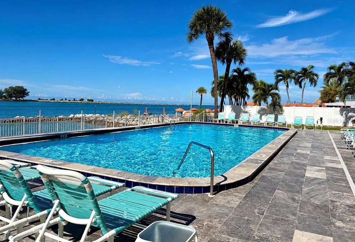 675 S GULFVIEW BOULEVARD, #805, Clearwater, FL 33767