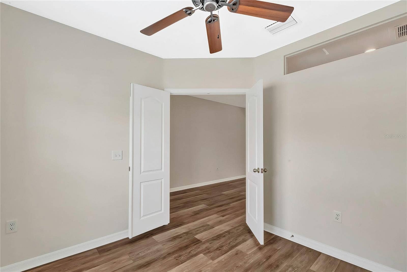15842 STABLE RUN DRIVE, Spring Hill, FL 34610 15842 STABLE RUN DRIVE, Spring Hill, FL 34610
