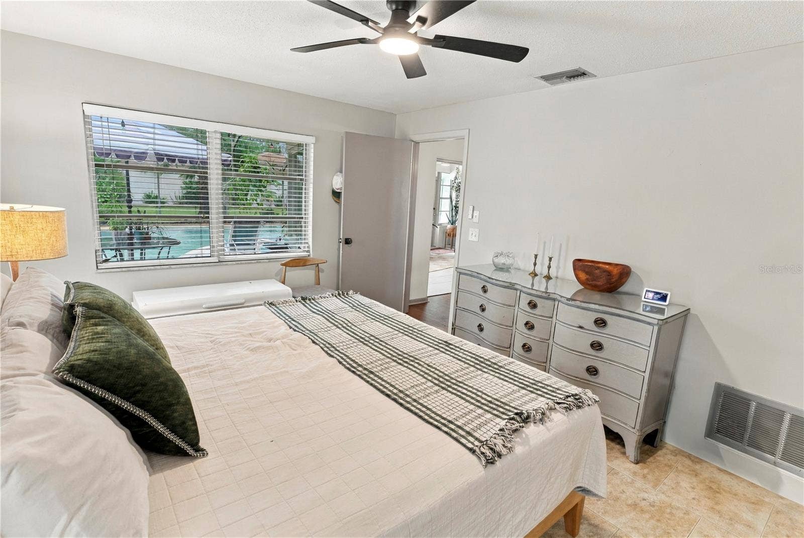 10211 139TH STREET, Largo, FL 33774 Primary bedroom