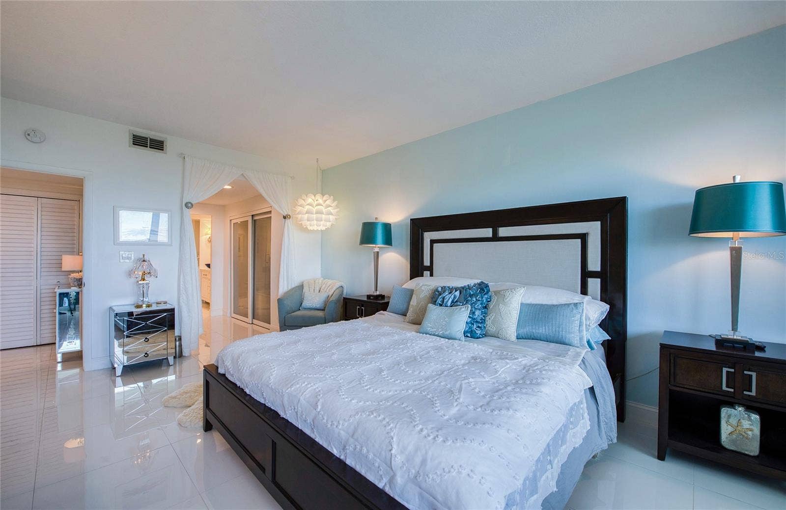 8 BELLEVIEW BOULEVARD, #702, Belleair, FL 33756