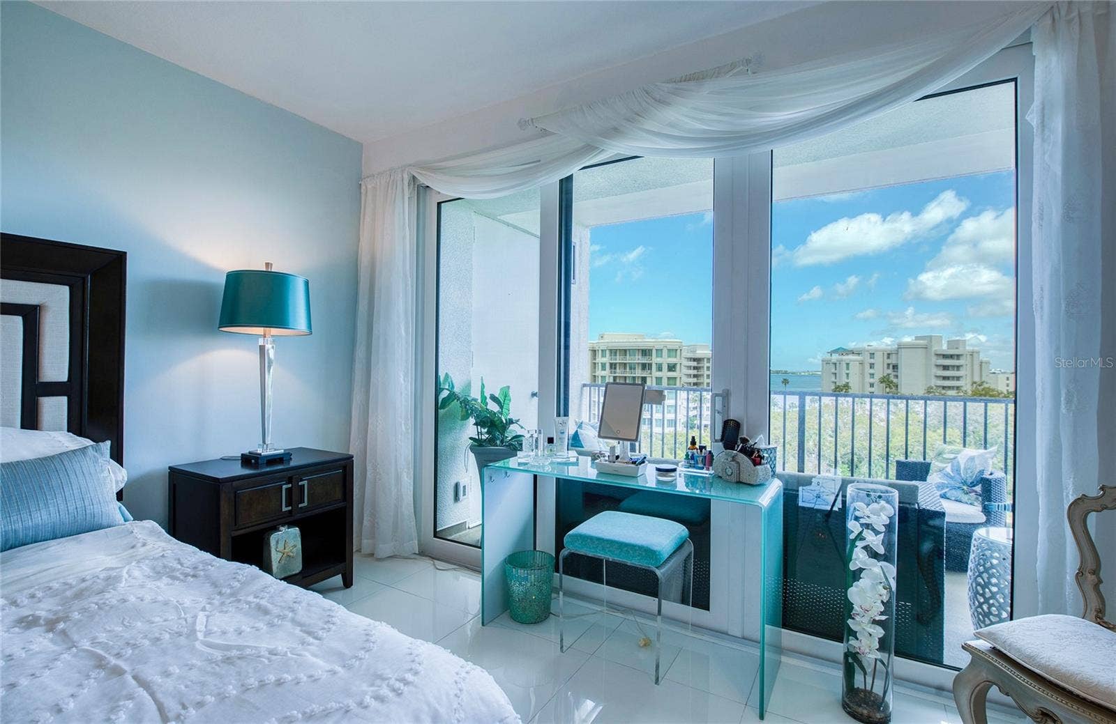 8 BELLEVIEW BOULEVARD, #702, Belleair, FL 33756