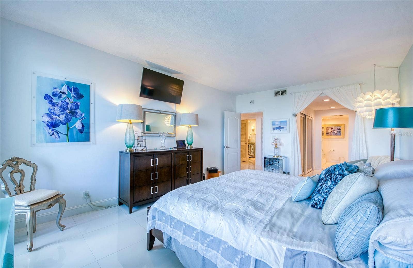 8 BELLEVIEW BOULEVARD, #702, Belleair, FL 33756