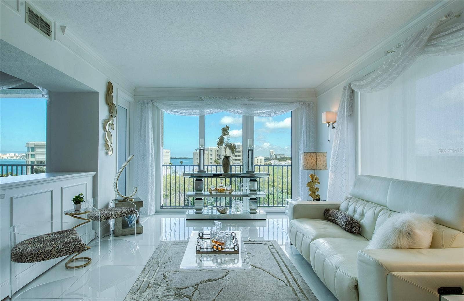 8 BELLEVIEW BOULEVARD, #702, Belleair, FL 33756