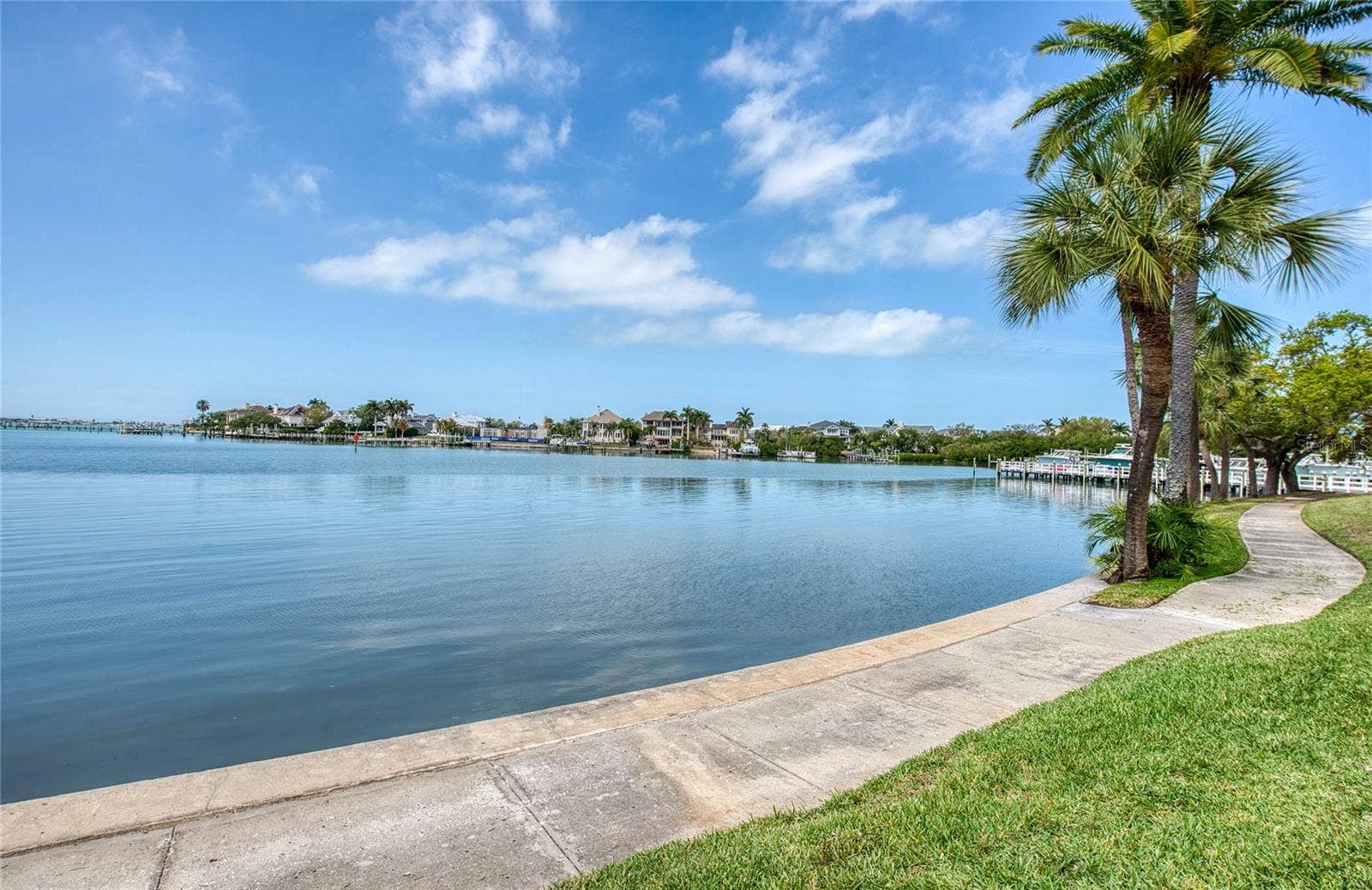 8 BELLEVIEW BOULEVARD, #702, Belleair, FL 33756