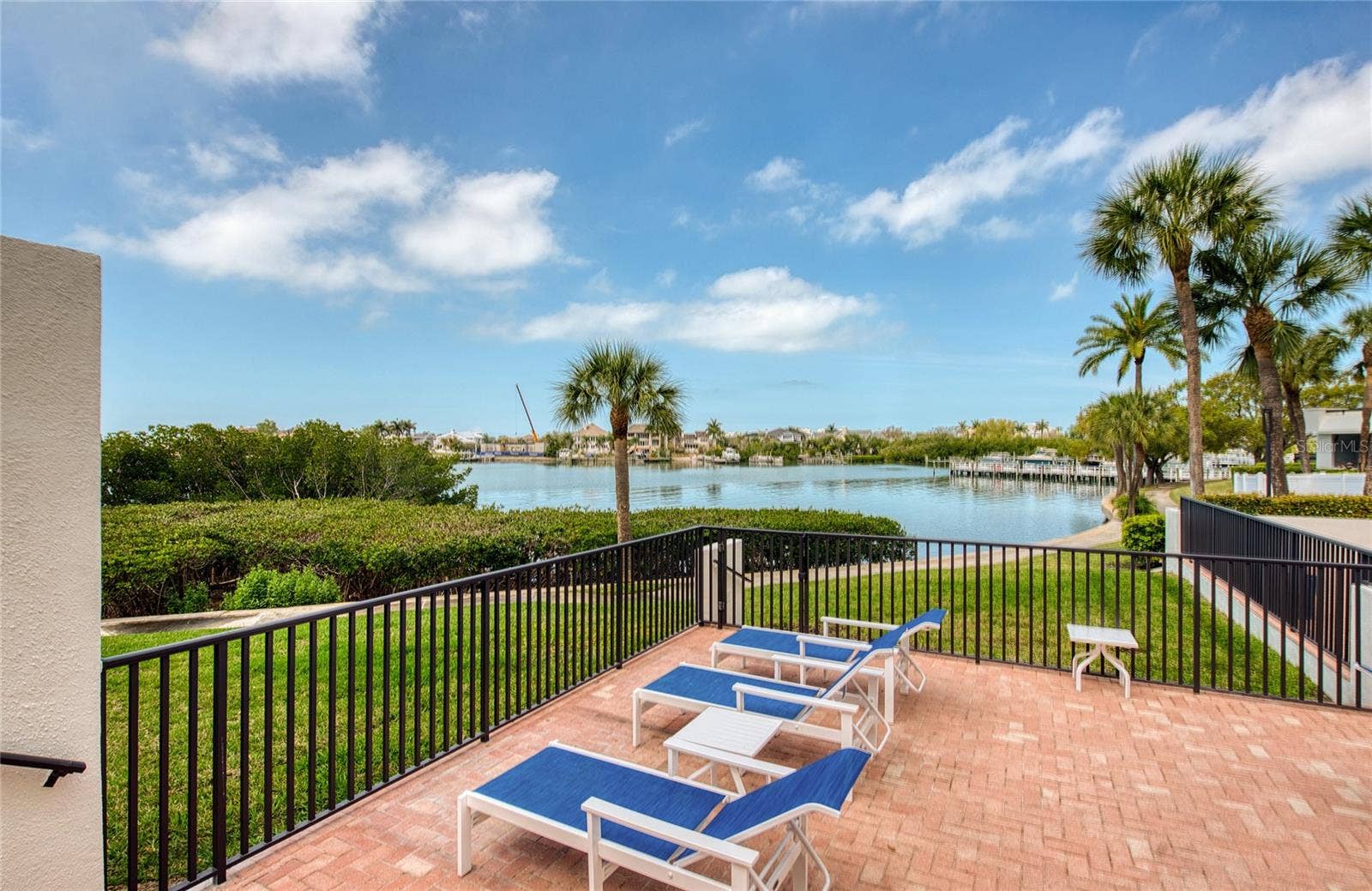 8 BELLEVIEW BOULEVARD, #702, Belleair, FL 33756
