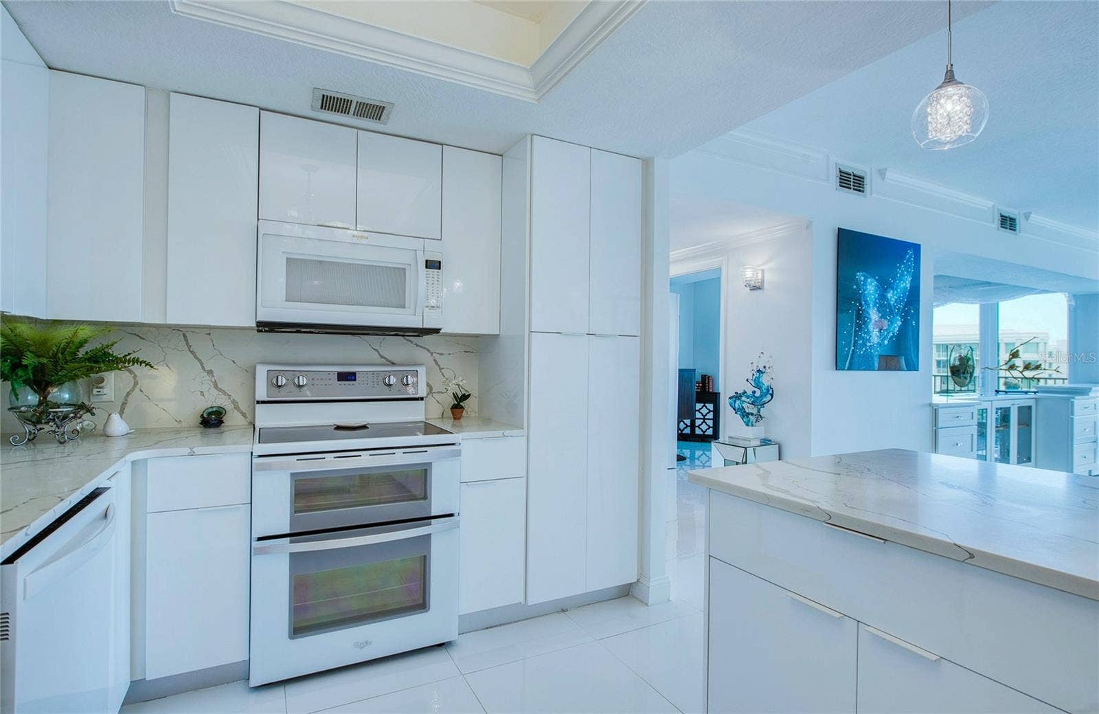 8 BELLEVIEW BOULEVARD, #702, Belleair, FL 33756