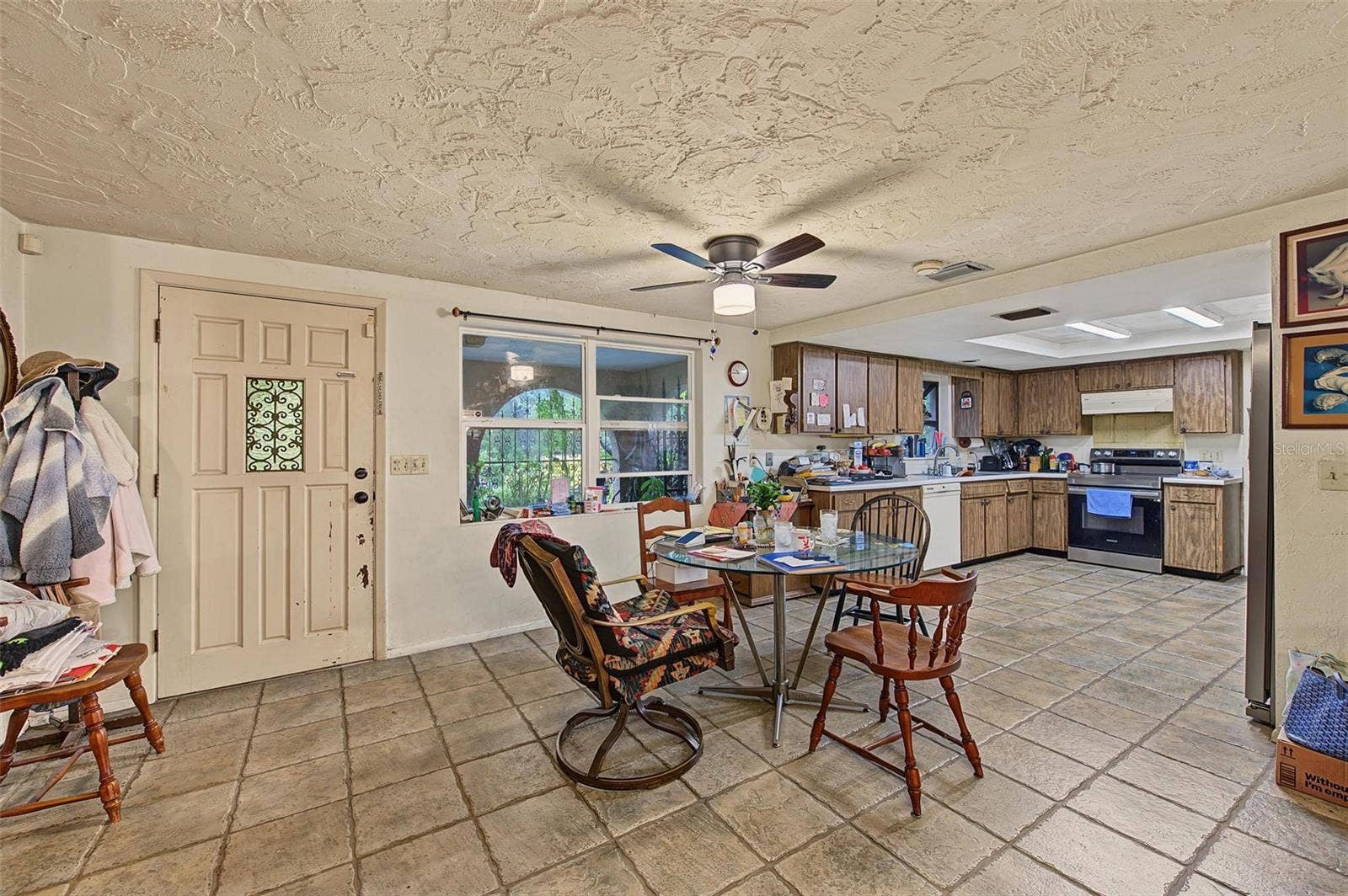 7916 SLATE COURT, New Port Richey, FL 34654 7916 SLATE COURT, New Port Richey, FL 34654