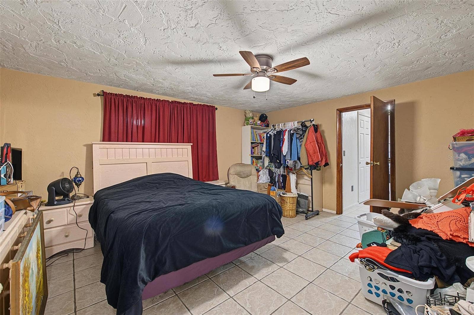 7916 SLATE COURT, New Port Richey, FL 34654 7916 SLATE COURT, New Port Richey, FL 34654