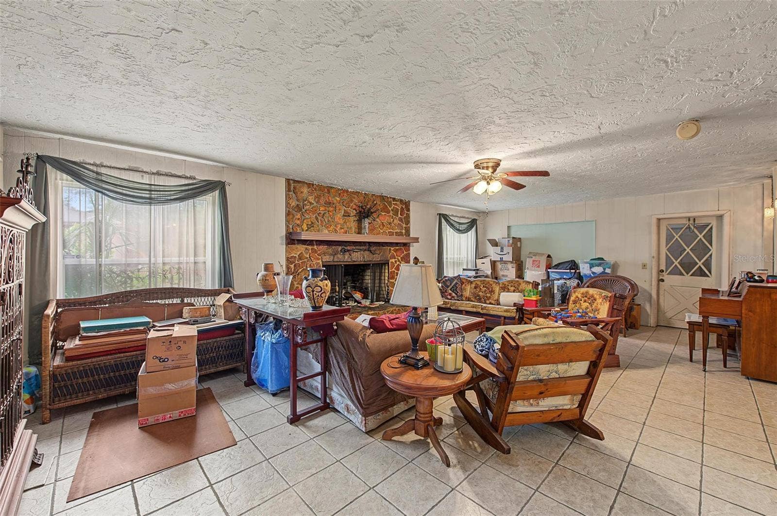 7916 SLATE COURT, New Port Richey, FL 34654 7916 SLATE COURT, New Port Richey, FL 34654