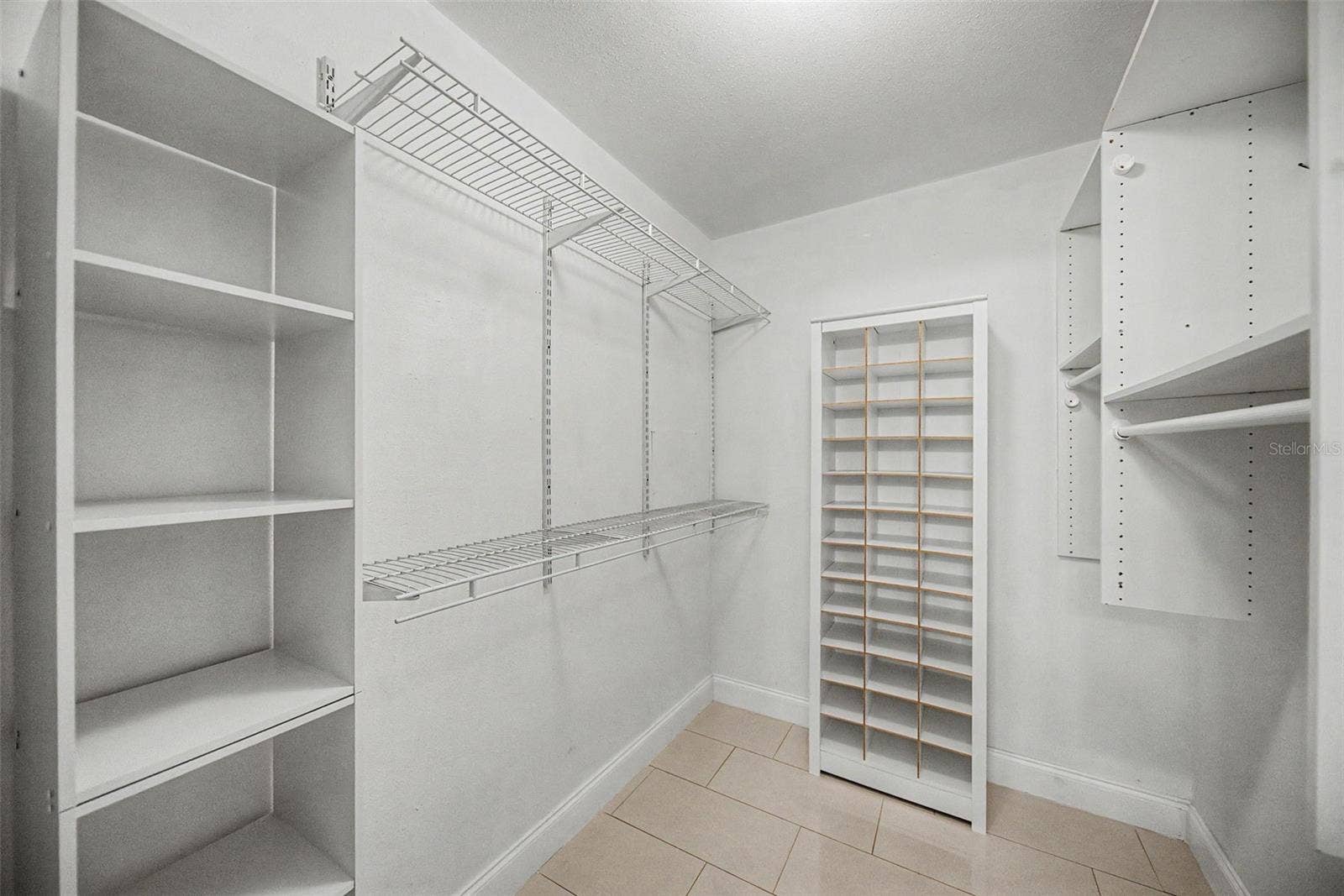 1801 E LAKE ROAD, #1D, Palm Harbor, FL 34685 Primary Walk-in Closet