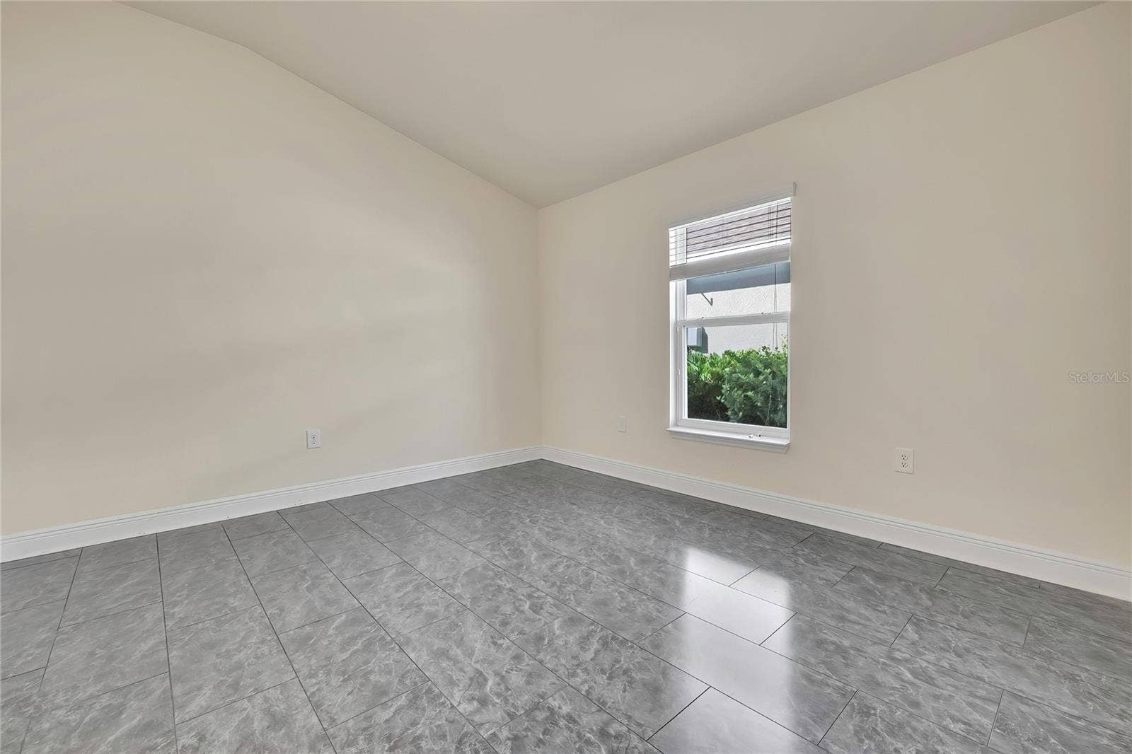 31179 WATER LILY DRIVE, Brooksville, FL 34602 31179 WATER LILY DRIVE, Brooksville, FL 34602