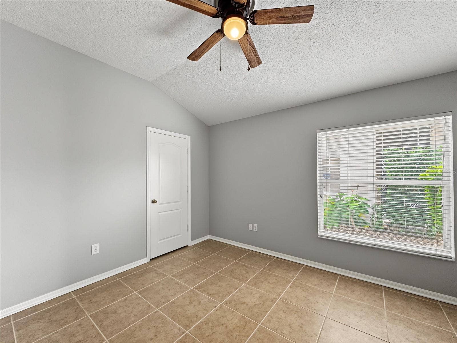 30935 WHITLOCK DRIVE, Wesley Chapel, FL 33543 30935 WHITLOCK DRIVE, Wesley Chapel, FL 33543