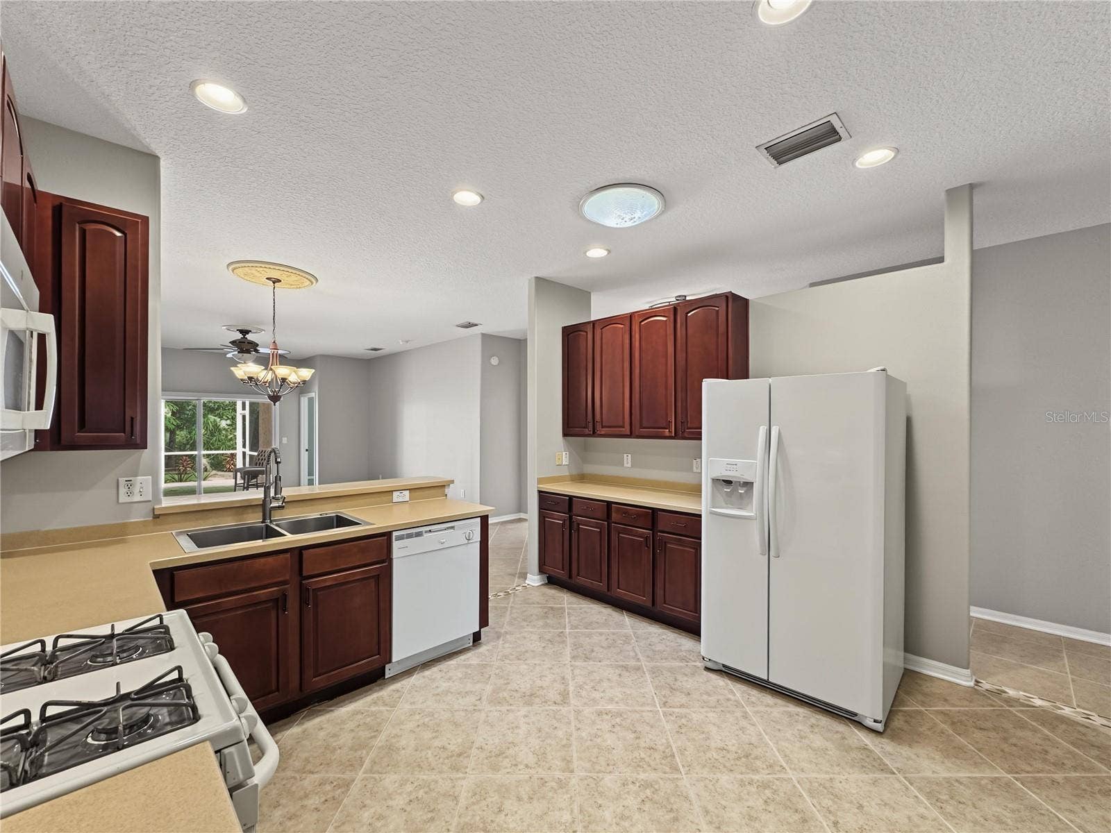 30935 WHITLOCK DRIVE, Wesley Chapel, FL 33543 30935 WHITLOCK DRIVE, Wesley Chapel, FL 33543