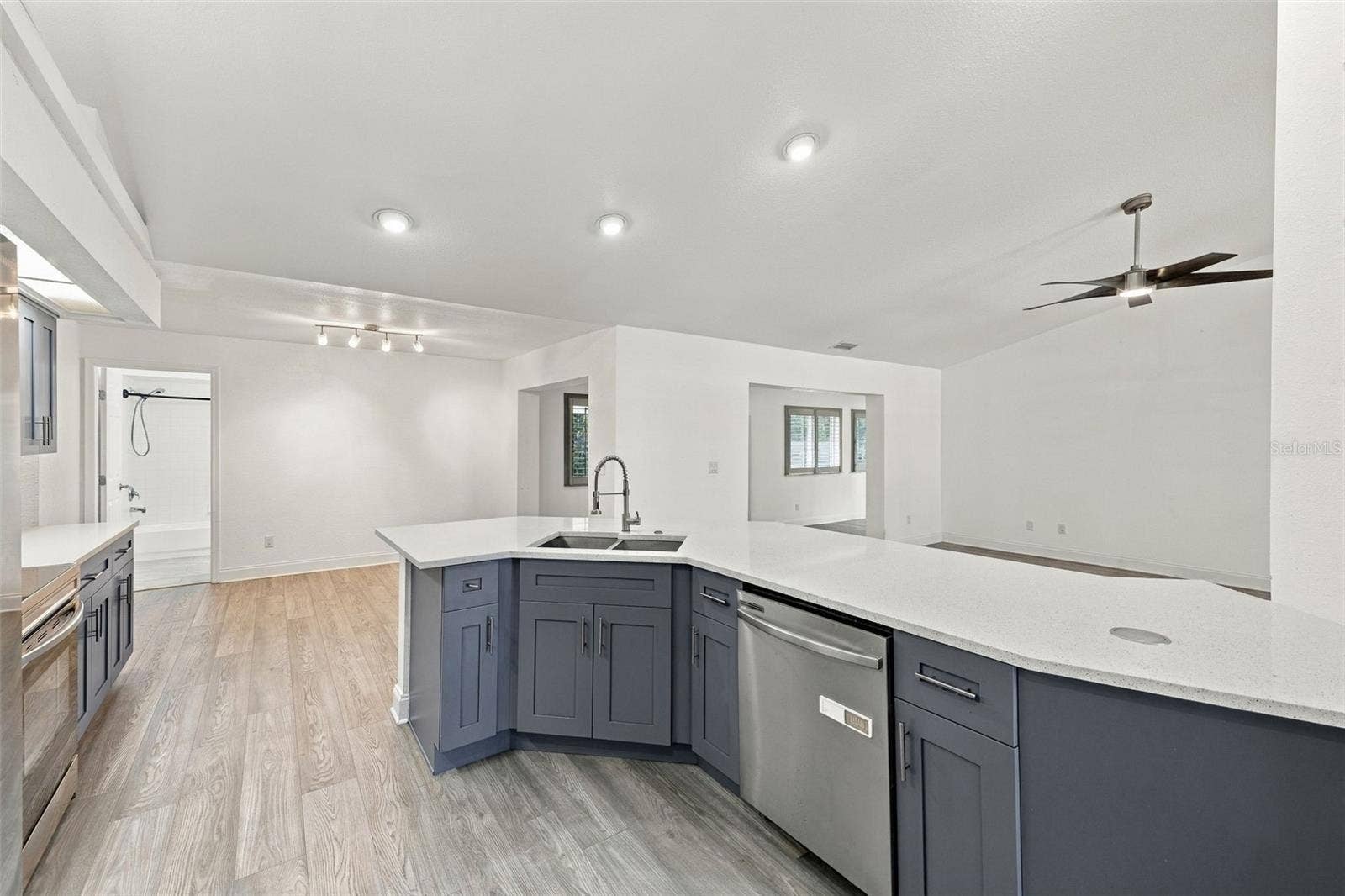 1591 JONATHAN COURT, Largo, FL 33770 1591 JONATHAN COURT, Largo, FL 33770