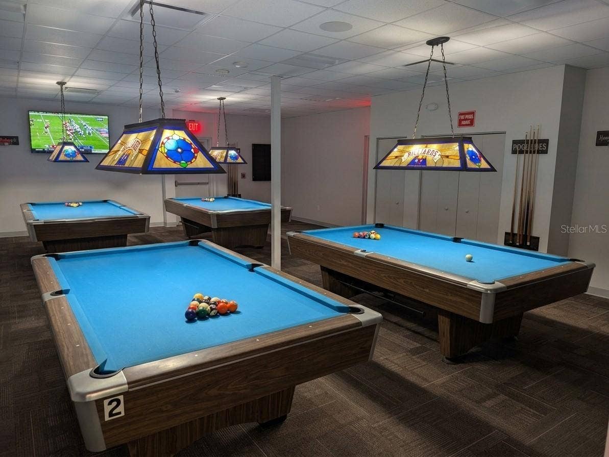 4725 COVE CIRCLE, #APT 609, St Petersburg, FL 33708 BILLARDS
