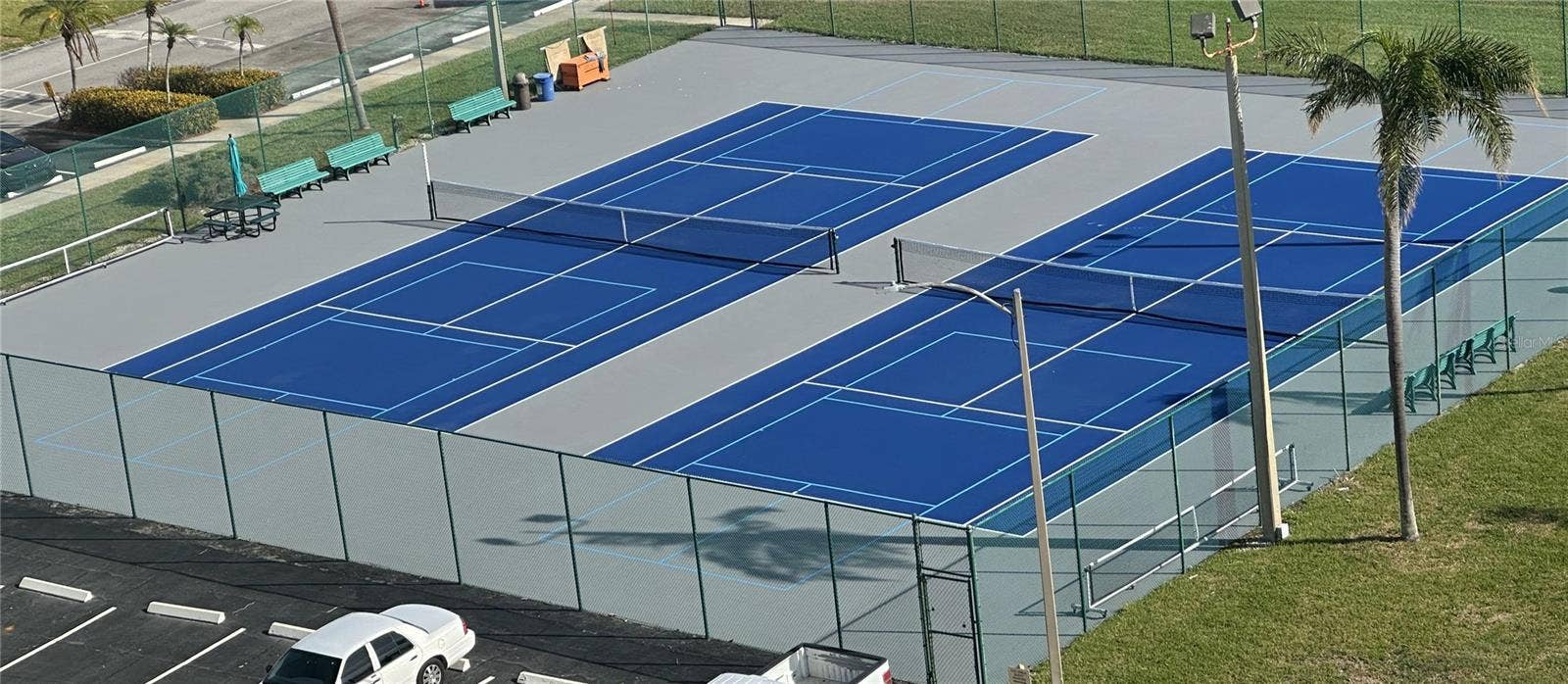 4725 COVE CIRCLE, #APT 609, St Petersburg, FL 33708 PICKLEBALL AND TENNIS COURTS