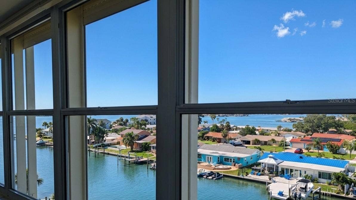 4725 COVE CIRCLE, #APT 609, St Petersburg, FL 33708 4725 COVE CIRCLE, #APT 609, St Petersburg, FL 33708