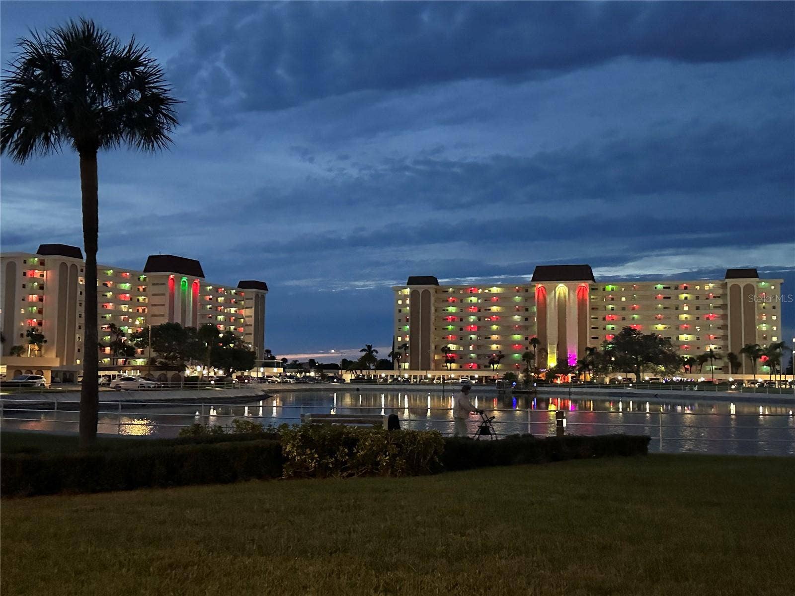 4725 COVE CIRCLE, #APT 609, St Petersburg, FL 33708 4725 COVE CIRCLE, #APT 609, St Petersburg, FL 33708