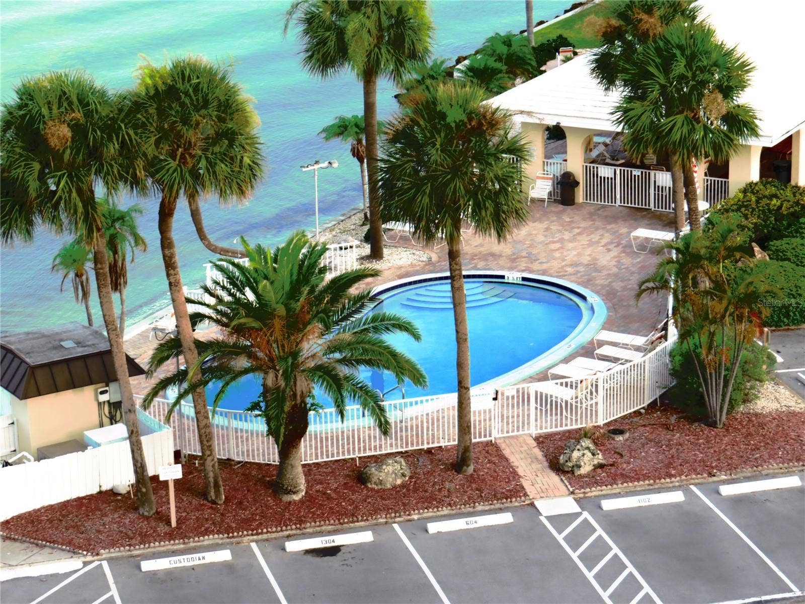 4725 COVE CIRCLE, #APT 609, St Petersburg, FL 33708 BEACH POOL