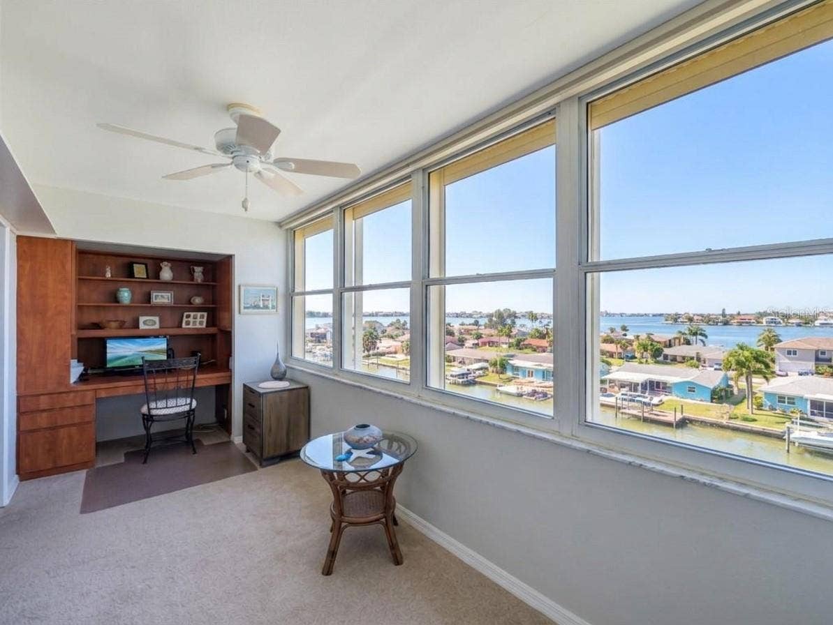4725 COVE CIRCLE, #APT 609, St Petersburg, FL 33708 Florida Room