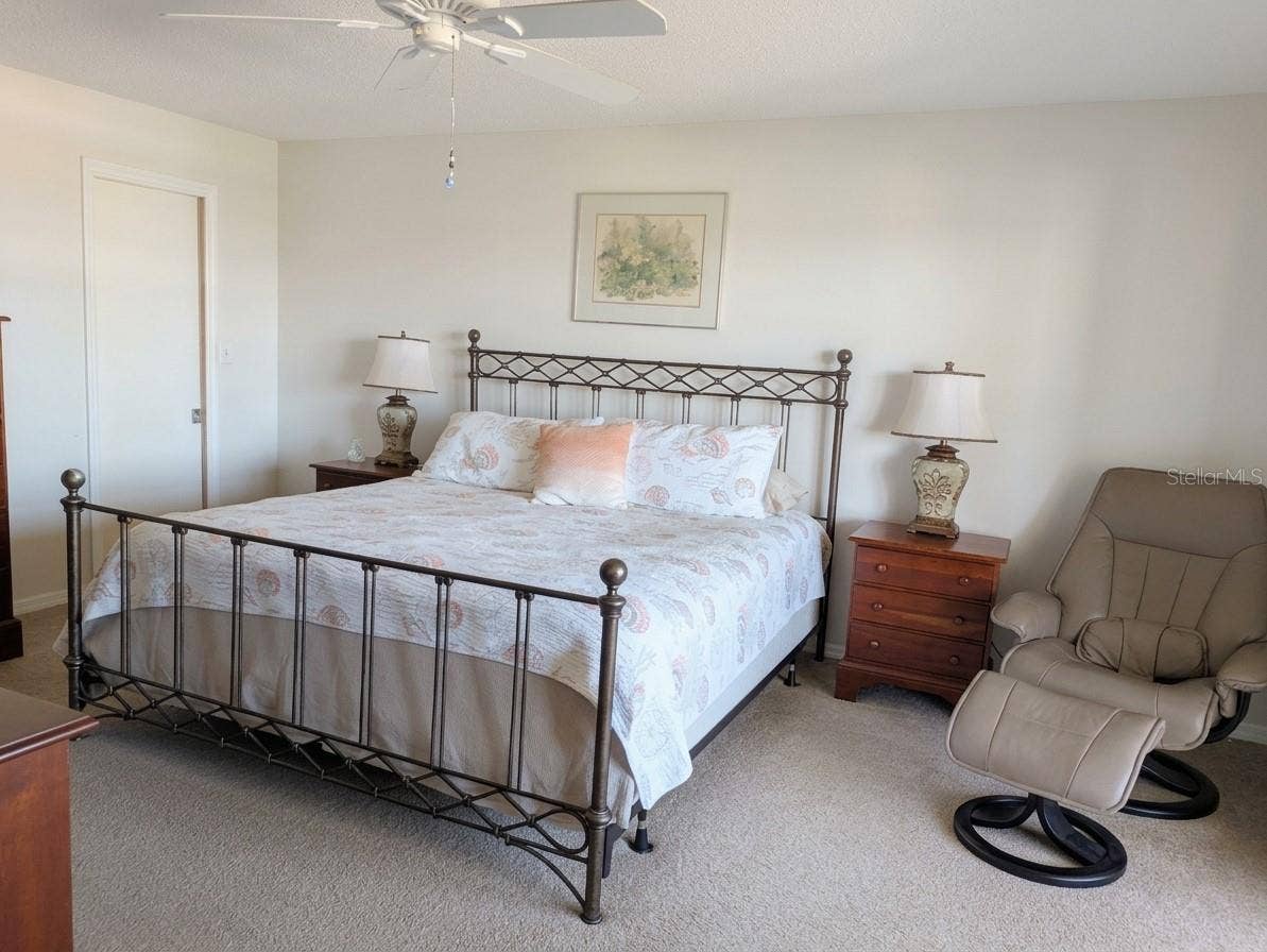 4725 COVE CIRCLE, #APT 609, St Petersburg, FL 33708 4725 COVE CIRCLE, #APT 609, St Petersburg, FL 33708