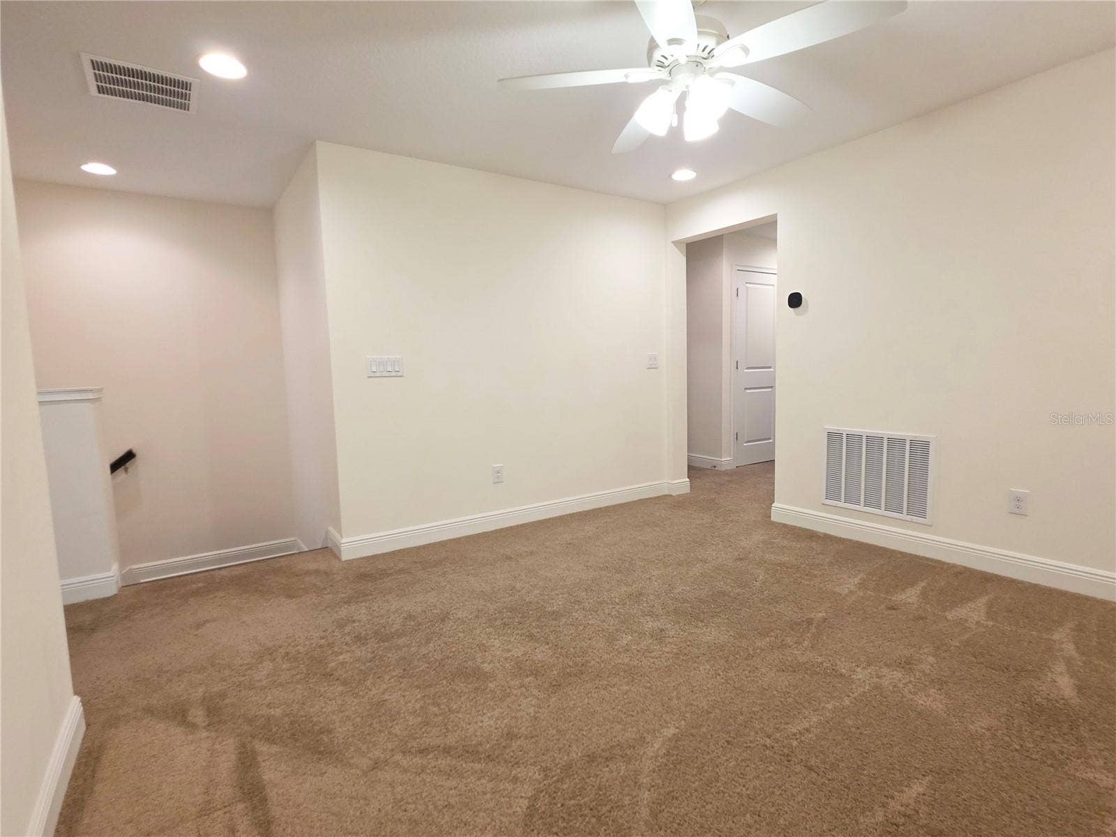 14243 DAMSELFLY DRIVE, Tampa, FL 33625 14243 DAMSELFLY DRIVE, Tampa, FL 33625
