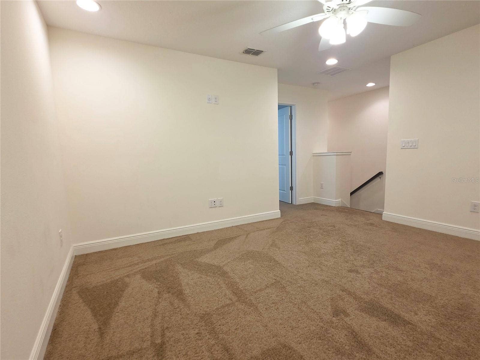 14243 DAMSELFLY DRIVE, Tampa, FL 33625 14243 DAMSELFLY DRIVE, Tampa, FL 33625