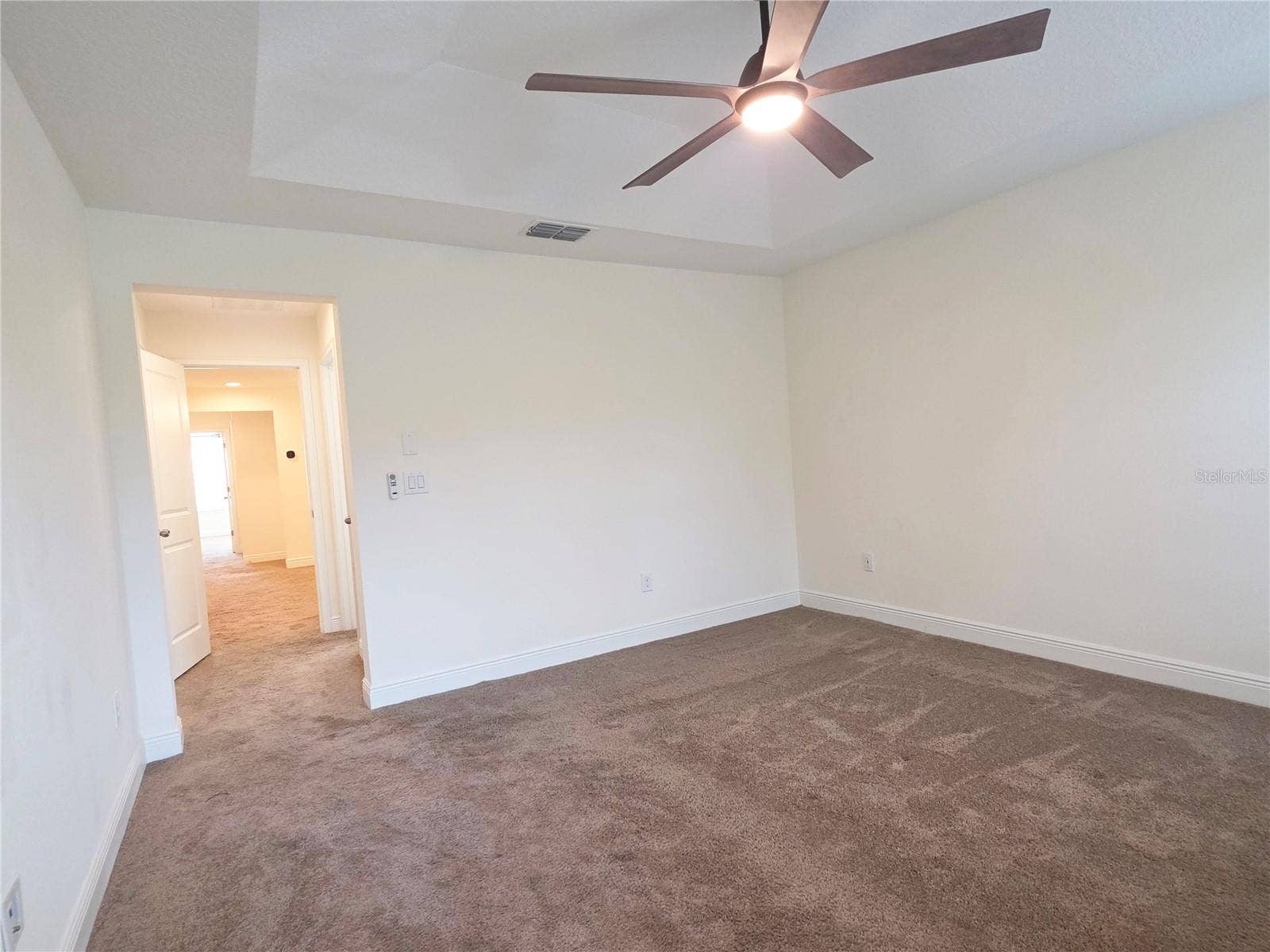 14243 DAMSELFLY DRIVE, Tampa, FL 33625 14243 DAMSELFLY DRIVE, Tampa, FL 33625