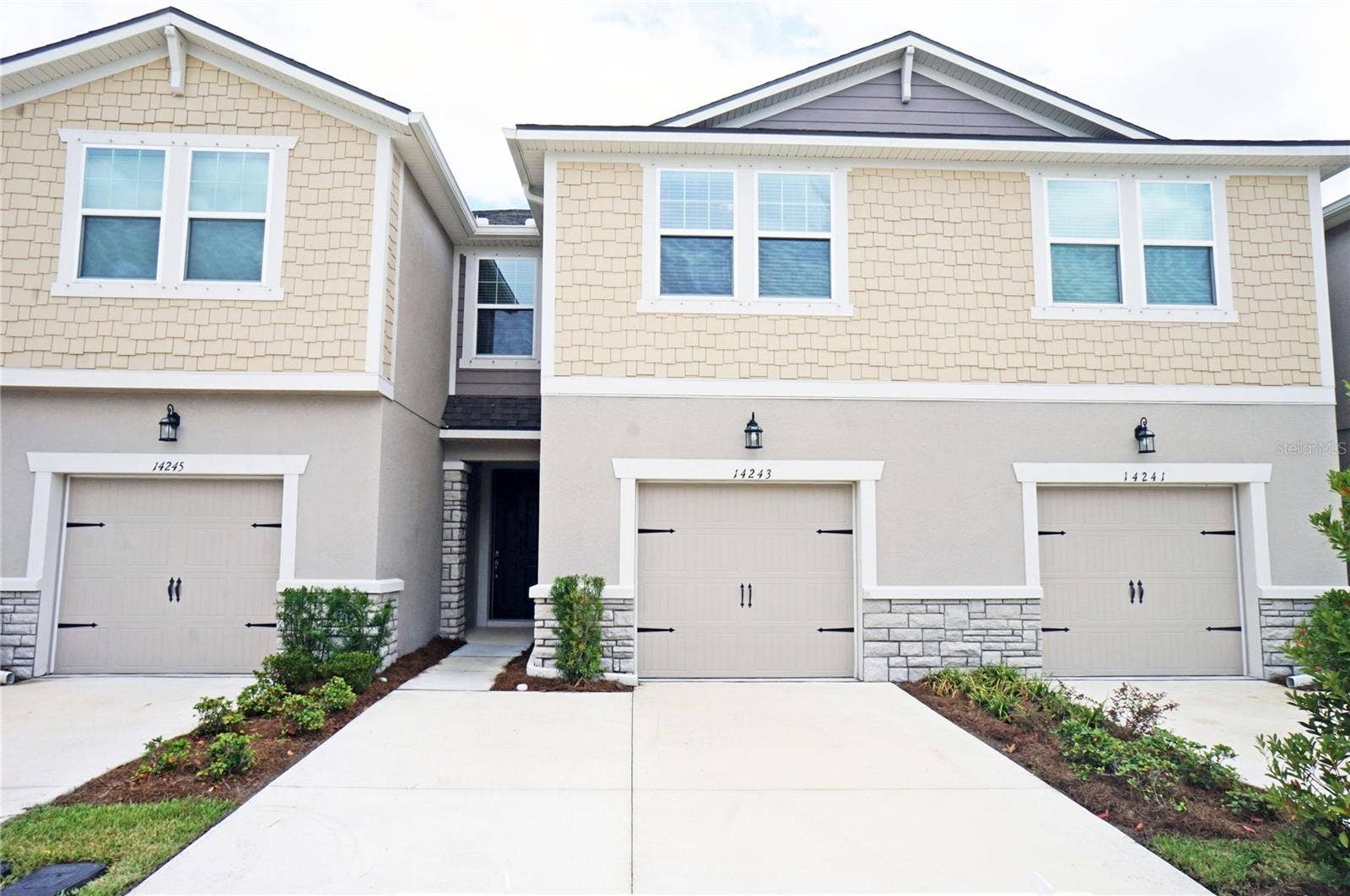 14243 DAMSELFLY DRIVE, Tampa, FL 33625 14243 DAMSELFLY DRIVE, Tampa, FL 33625