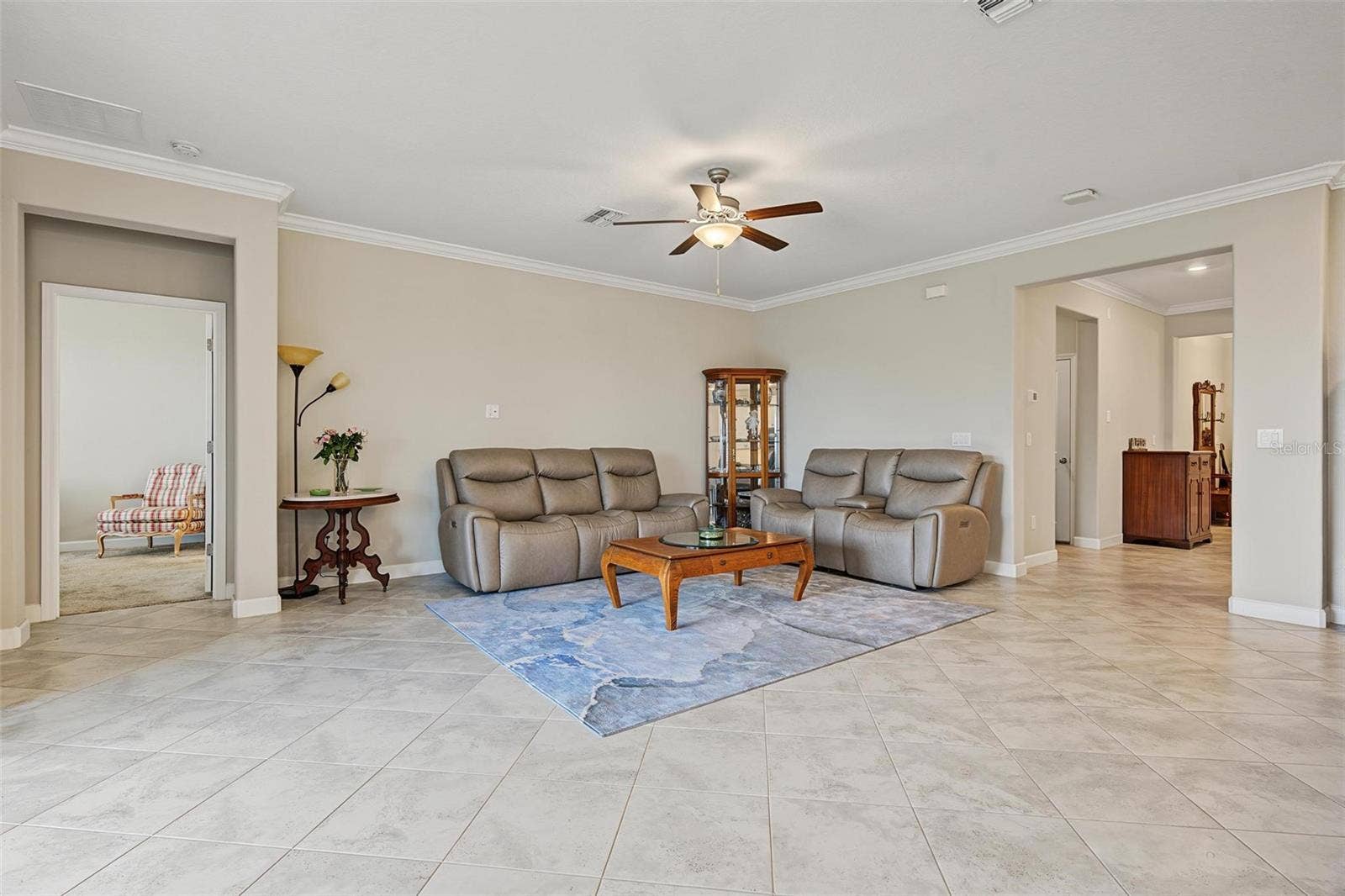 31733 CABANA RYE AVENUE, San Antonio, FL 33576 Huge family roomGreat for entertaining