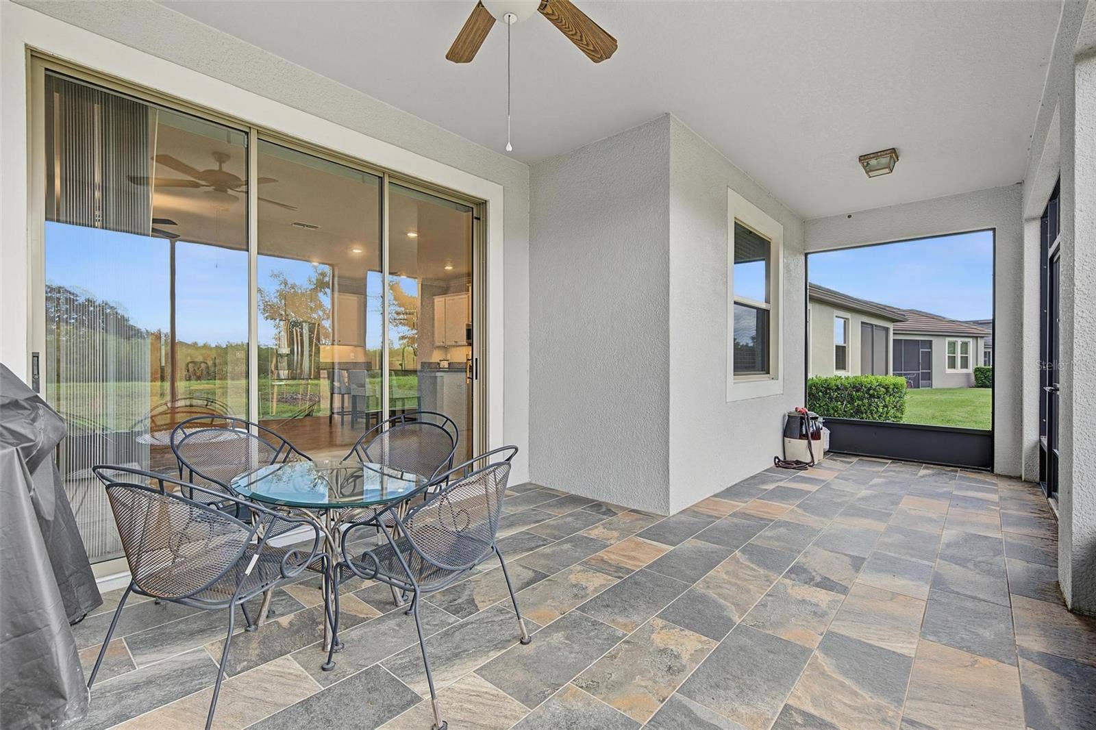 31733 CABANA RYE AVENUE, San Antonio, FL 33576 Tiled lanai