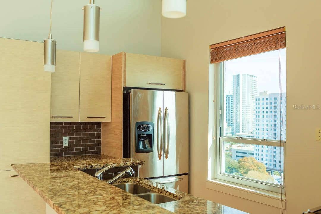 400 4TH AVENUE S, #1207, St Petersburg, FL 33701 400 4TH AVENUE S, #1207, St Petersburg, FL 33701