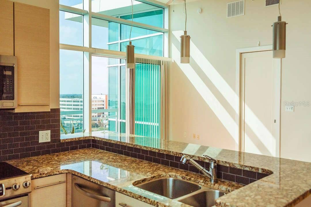 400 4TH AVENUE S, #1207, St Petersburg, FL 33701 400 4TH AVENUE S, #1207, St Petersburg, FL 33701